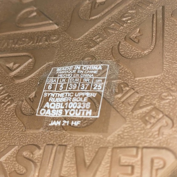 NWT Quiksilver Black Flip Flop Thong Sandals Y6 W39 - Picture 7 of 7